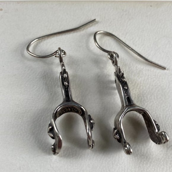 Pretty sterling silver spur dangle earrings, signed, possibly Kee Tsosie - Picture 1 of 9